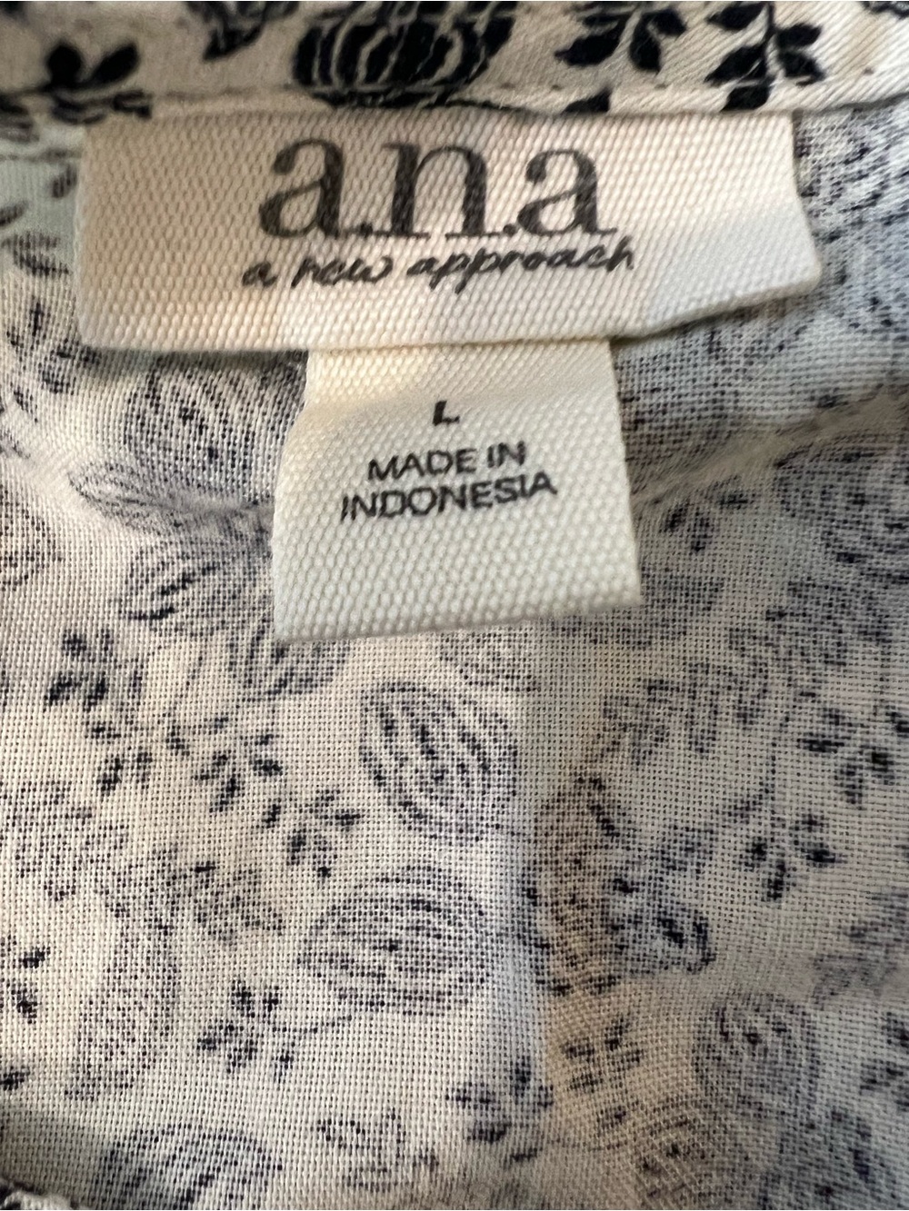 a.n.a Black Floral Cream Square-Neck Blouse - Picture 2 of 11